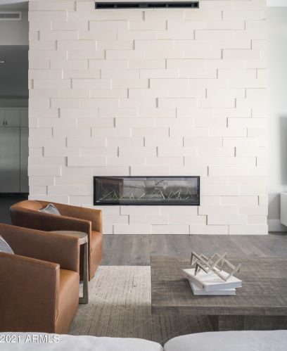 5833 46th Pl, Phoenix AZ  85018-1235 exterior