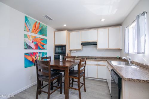 4633 2nd St, Phoenix AZ  85040-2119 exterior