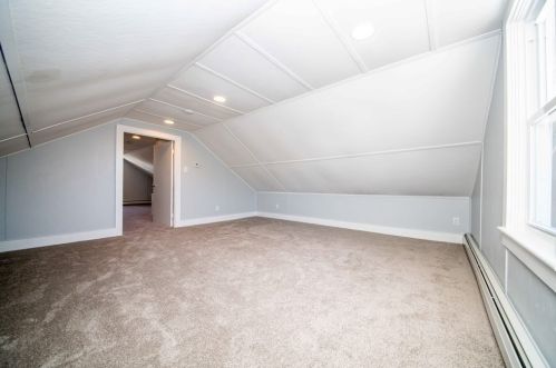 527 Oliver St, New Bedford MA  02745-1435 exterior