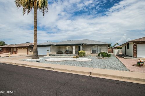 8236 Kiowa Ave, Mesa, AZ 85209-5138