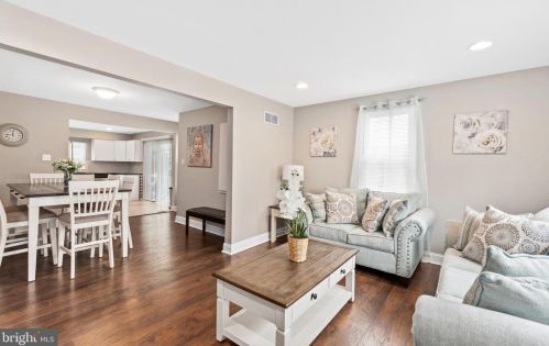 681 Washington Ave, West Deptford NJ  08096-3544 exterior