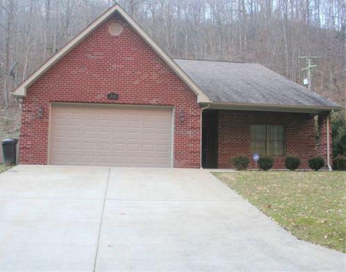 351 Walters Rd, Pikeville, KY 41501-9204