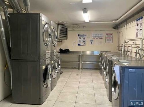 832 Main St, Belleville NJ  07109-3442 exterior