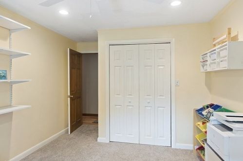 176 Woodland Rd, Southborough MA  01772-2035 exterior