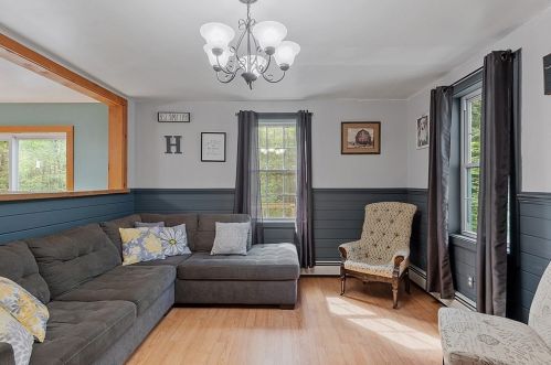 540 Royalston Rd, Royalston MA 01331-9401 exterior