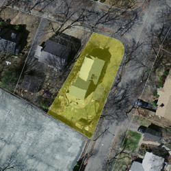 55 Manchester Rd, Newton MA  02461-1122 aerial view