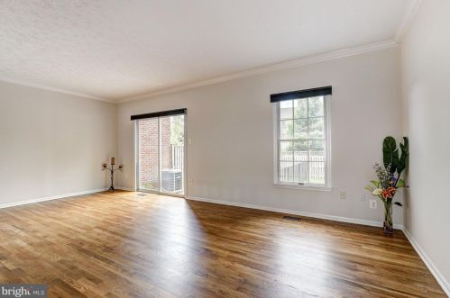 5038 Southern Star Ter, Columbia MD 21044-1293 exterior