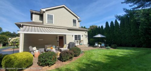 90 Lovett Ave, Little Silver NJ 07739-1403 exterior