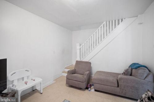 1943 Cooper St, West Deptford NJ 08096-3810 exterior