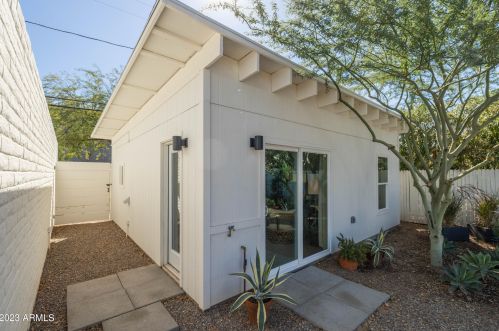 905 Coronado Rd, Phoenix AZ 85008-3931 exterior