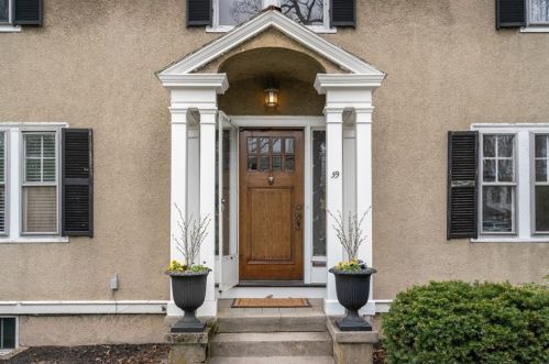 59 Carlton Rd, Newton, MA 02468-1913