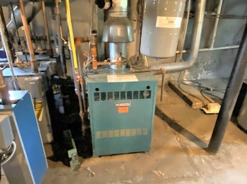 189 Hamlet St, Fall River MA 02724-3363 exterior