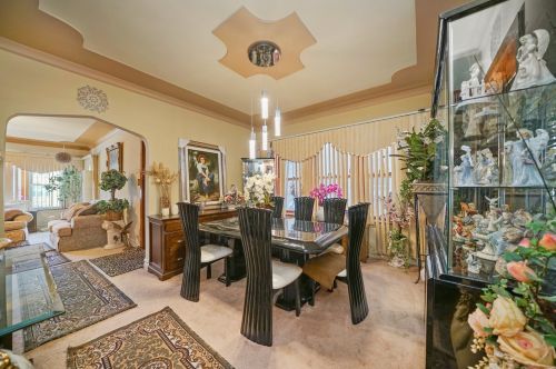 2111 Kenilworth Ave, Forest View IL 60402-1672 exterior