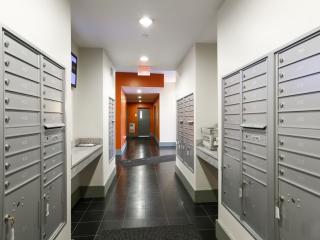 1 Webster Ave, Chelsea MA  02150-3726 exterior