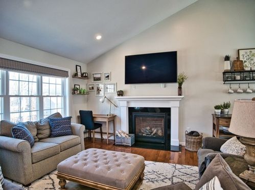 341 Courtney St, Fall River MA 02720-6726 exterior