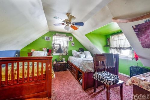 18 John St, Carteret NJ 07008-3112 exterior