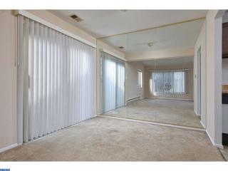 65 Cedarwood Ct, West Deptford NJ  08066-2417 exterior