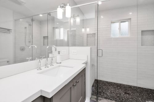 1716 Paulista Way, Sandy UT 84093-6847 exterior