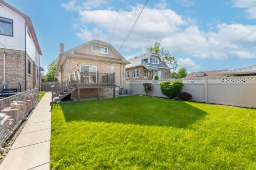 1907 Wenonah Ave, Forest View IL 60402-1666 exterior