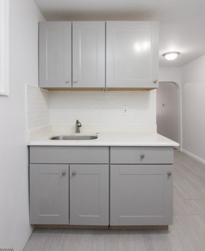 279 Belmont Ave, Belleville NJ  07109-1103 exterior