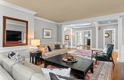 20 Phillips Ave, Rockport MA  01966-1144 exterior