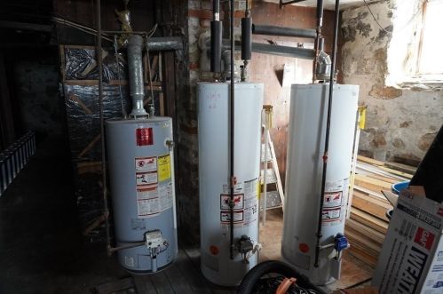 192 Barnaby St, Fall River MA 02720-3556 exterior