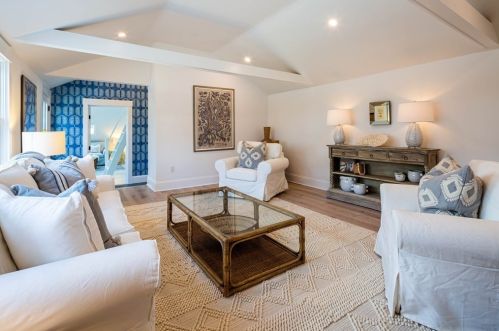 875 Orleans Rd, Chatham MA 02633-1977 exterior