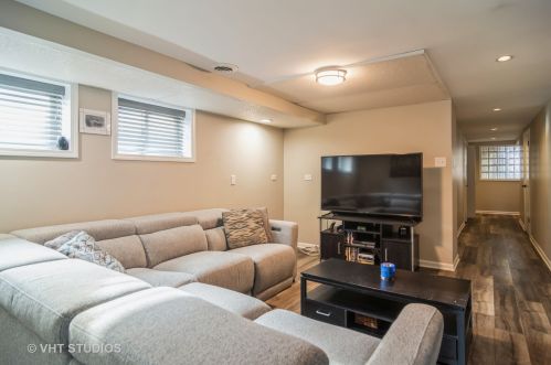 1508 Oak Park Ave, Forest View IL 60402-1339 exterior