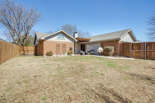 1928 Hawken Dr, Plano TX 75023-1761 exterior