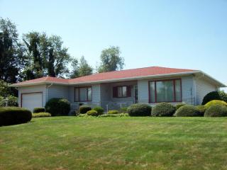 14 Lawrence St, West Nanticoke PA  18634-2601 exterior