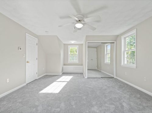 39 Riv St, Seekonk MA 02771-4706 exterior