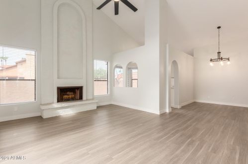 4161 Cholla Canyon Dr, Phoenix AZ  85044-6712 exterior