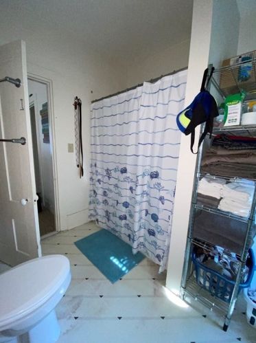 298 Central St, East Bridgewater MA 02333-2018 exterior