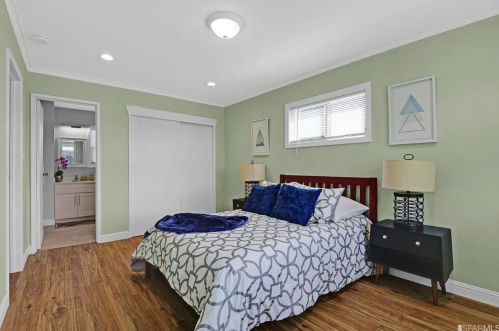 1552 Rake Ct, San Leandro CA  94578-1852 exterior