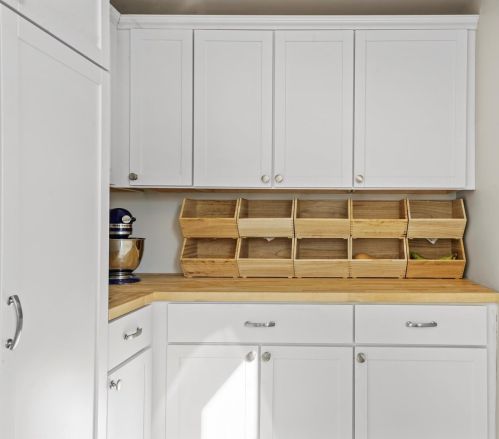 3643 Kenilworth Ave, Forest View IL 60402-1662 exterior