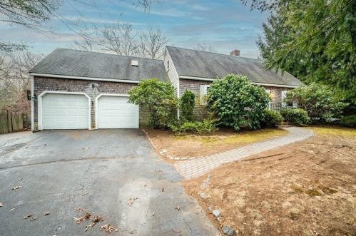 143 Rocky Hill Rd, Plymouth, MA 02360-5524