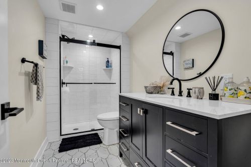 218 Chandler Rd, Jackson Twp NJ  08527-4339 exterior