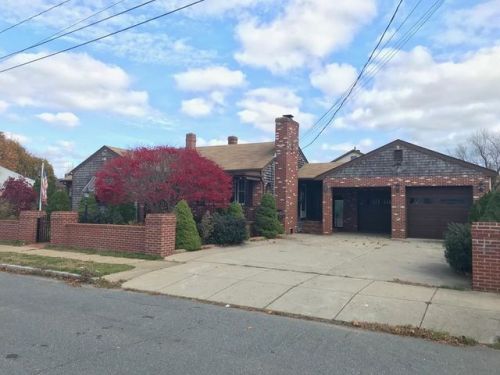 79 Norwell St, New Bedford, MA 02740-1050