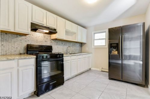 22 Harrison St, Wantage NJ  07461-2121 exterior