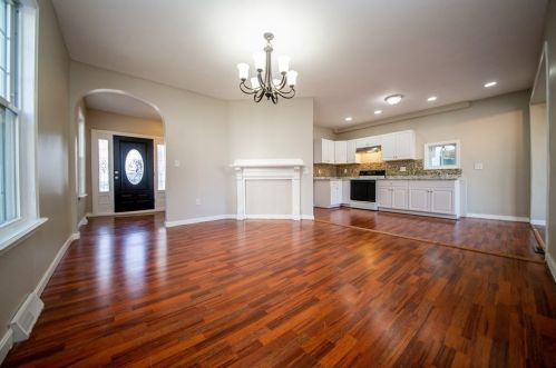 203 Ash St, New Bedford MA 02740-3644 exterior