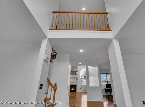 111 Picadilly Dr, Jackson Twp NJ  08527-1290 exterior