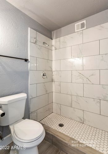 2014 51 Dr, Phoenix AZ 85035-1902 exterior