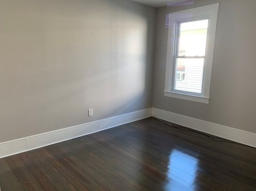 228 Phillips Ave, New Bedford MA 02746-1858 exterior