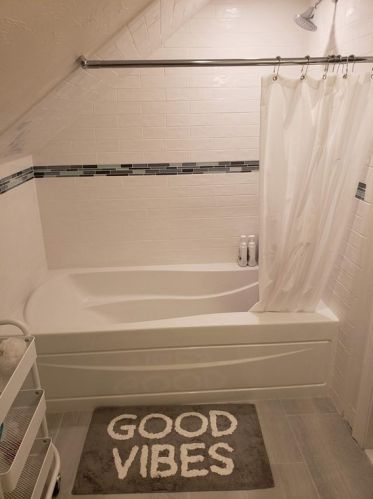 8 Clemmons St, Southborough MA  01772-1314 exterior