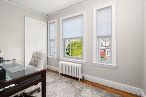 48 Cary Ave, Milton MA 02186-4222 exterior