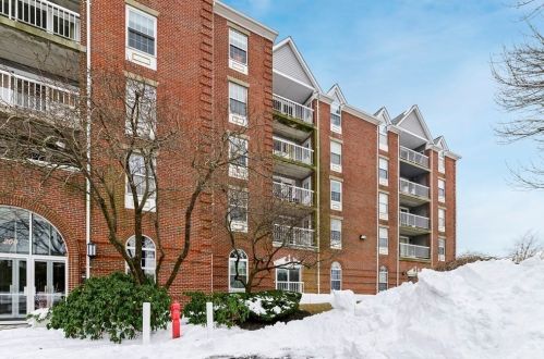 200 Captains Row, Chelsea, MA 02150-4025