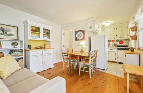 76 Hay Rd, Eastham MA 02642-3268 exterior