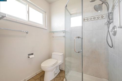 1973 Placer Dr, San Leandro CA  94578-1336 exterior