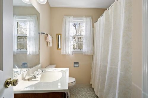 1266 Mile Post Dr, Atlanta GA 30338-4710 exterior