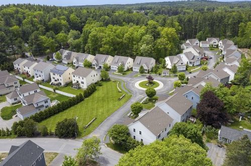 7 Monument Pl, Acton, MA 01720-4196